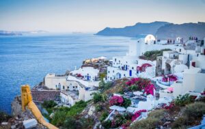 Greece Golden Visa: Key Benefits for Global Families